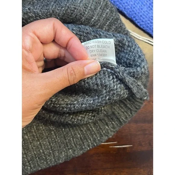 Urban Outfitter Lumiere Crewneck Color Block Sweater SZ Small and Large - Picture 8 of 14